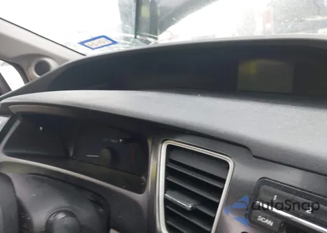 2013 Honda Civic Hybrid z USA, uszkodzony, nr VIN 19XFB4F28DE000717